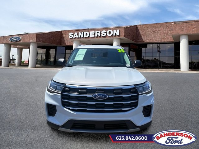 Used 2025 Ford Explorer Active RWD image 8