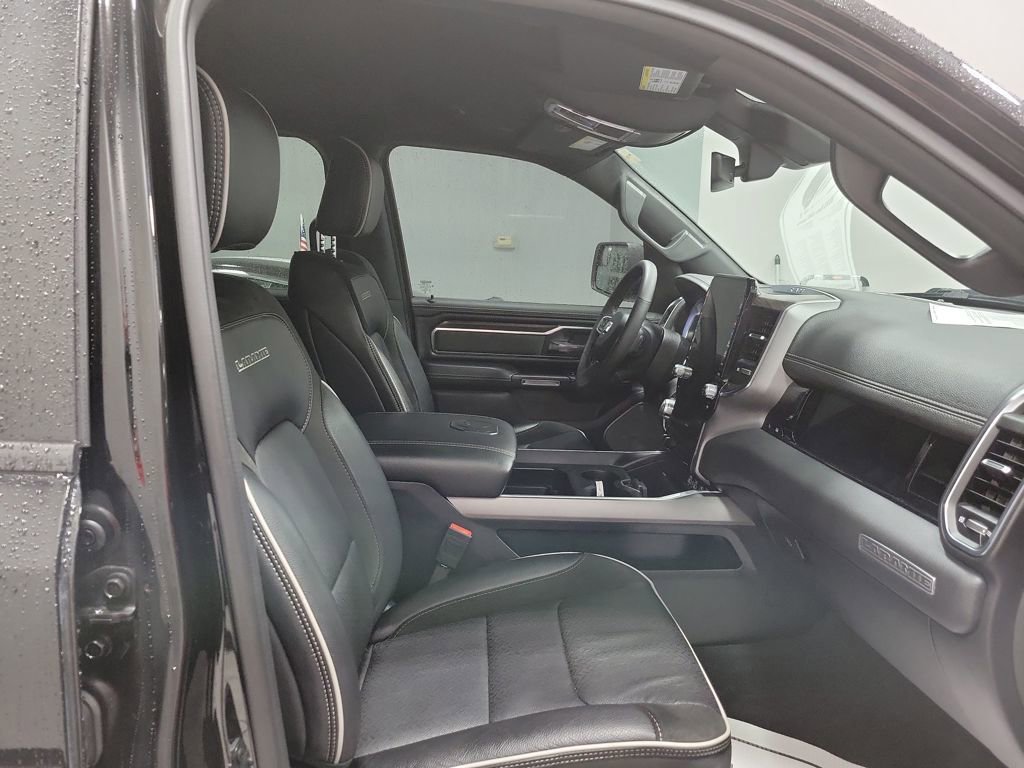 Used 2025 RAM 1500 Laramie w/ Night Edition image 25