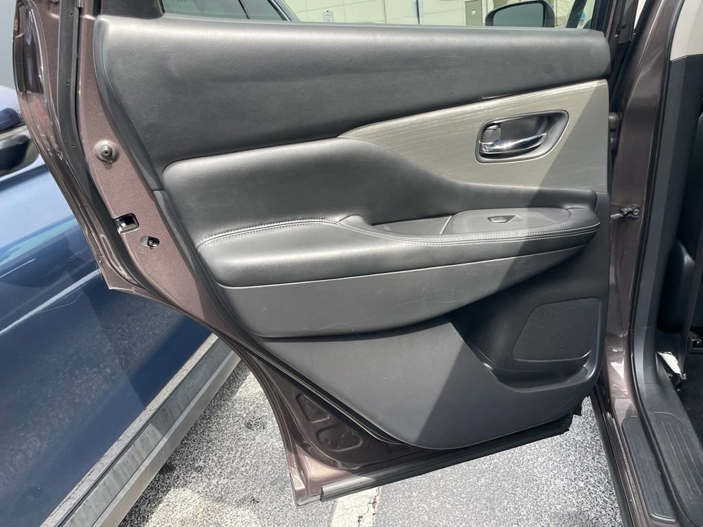 Used 2018 Nissan Murano SV FWD image 38