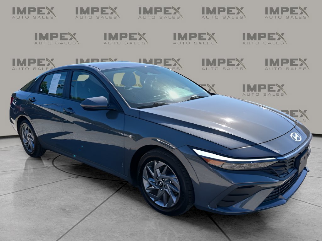 Used 2024 Hyundai Elantra SEL FWD image 7