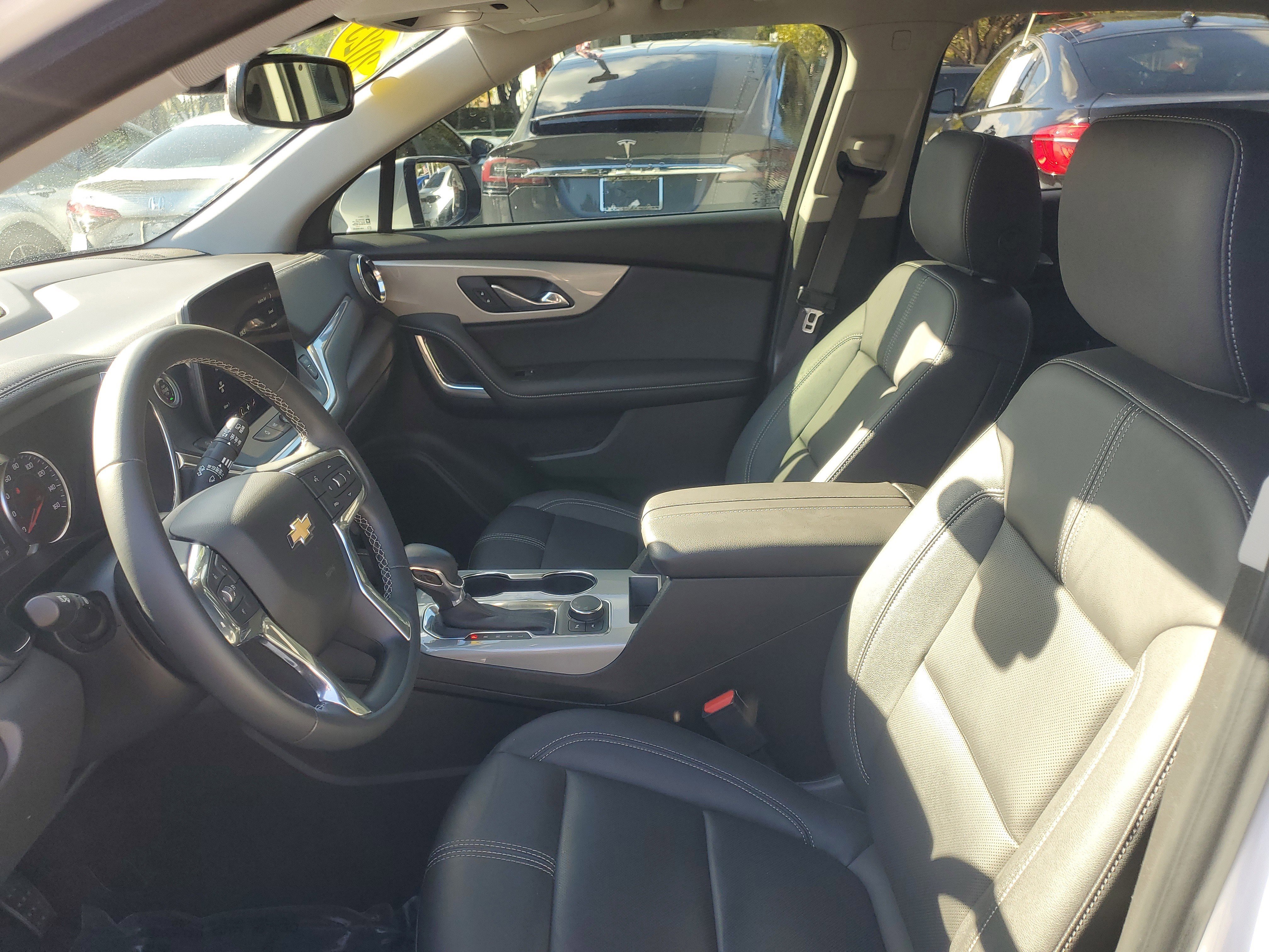 Used 2023 Chevrolet Blazer LT image 15