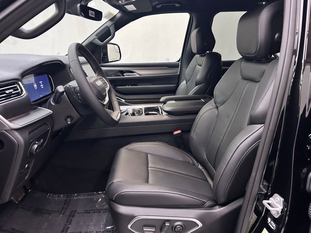 New 2026 Jeep Grand Wagoneer 4WD image 12