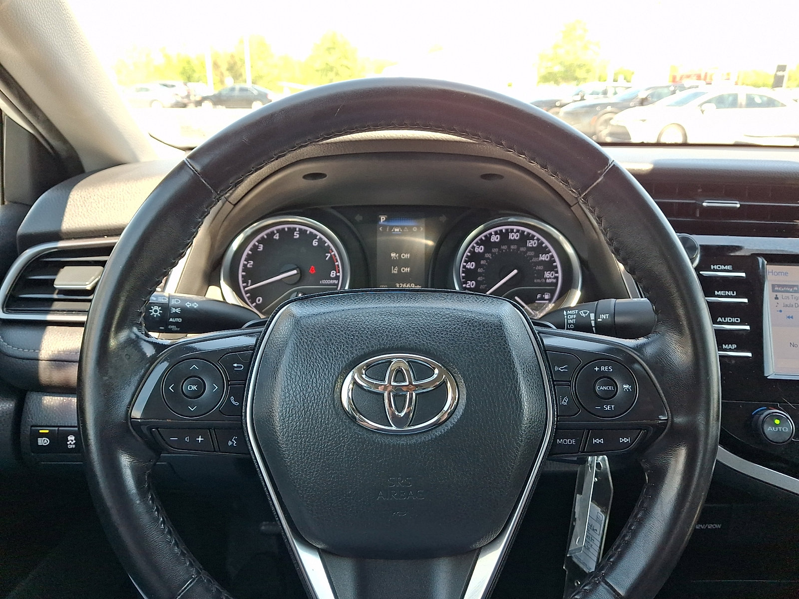Used 2020 Toyota Camry SE FWD image 18
