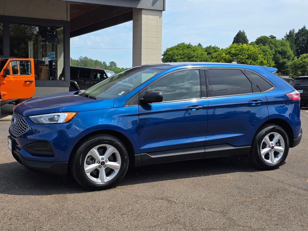 Used 2023 Ford Edge SE AWD/4WD image 29