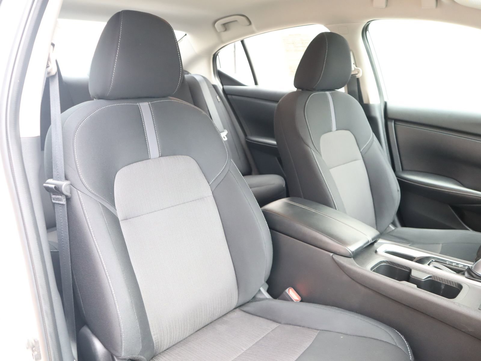 Used 2023 Nissan Sentra SV FWD image 51