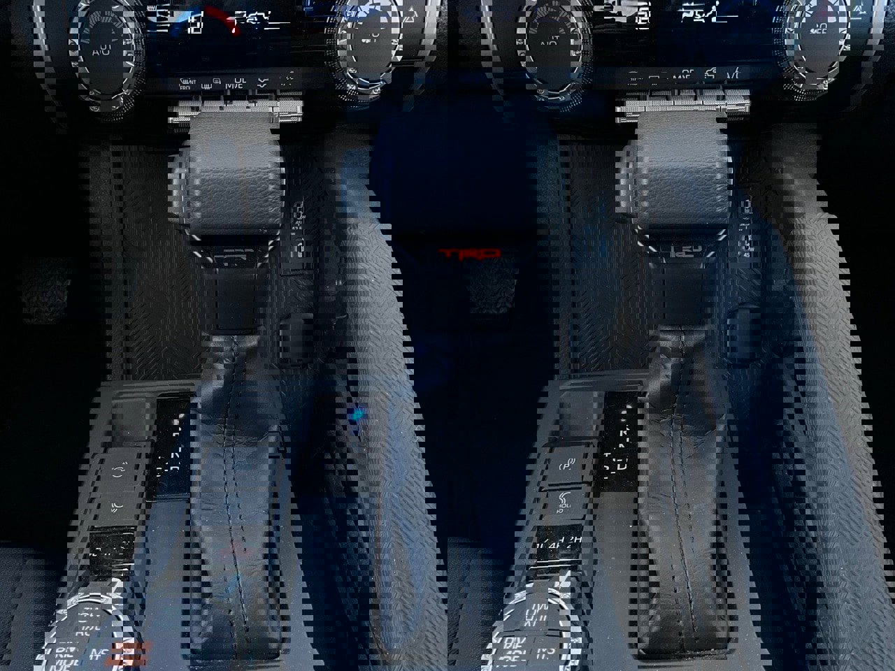 Used 2025 Toyota Tacoma TRD Off-Road image 23