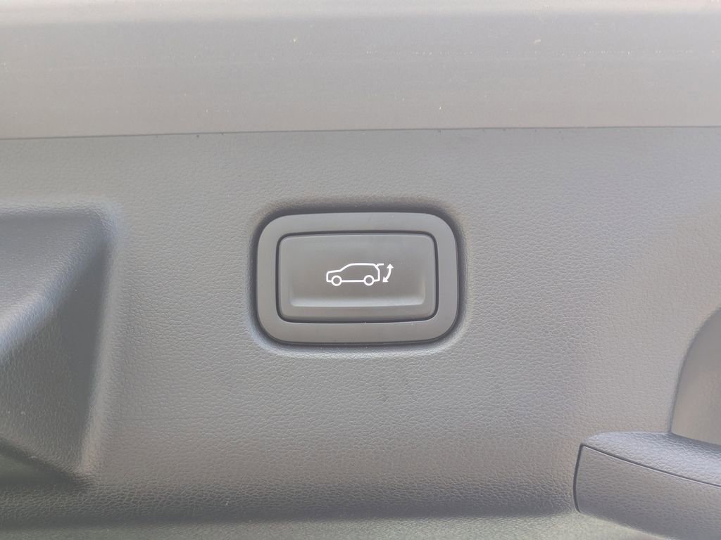 Used 2024 Hyundai Kona Limited image 13