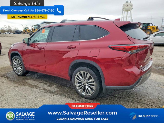 Used 2023 Toyota Highlander Platinum AWD/4WD image 3