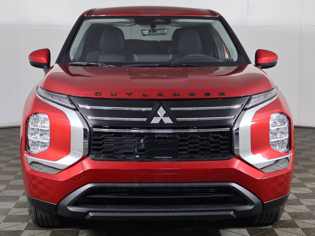 New 2026 Mitsubishi Outlander ES FWD image 11
