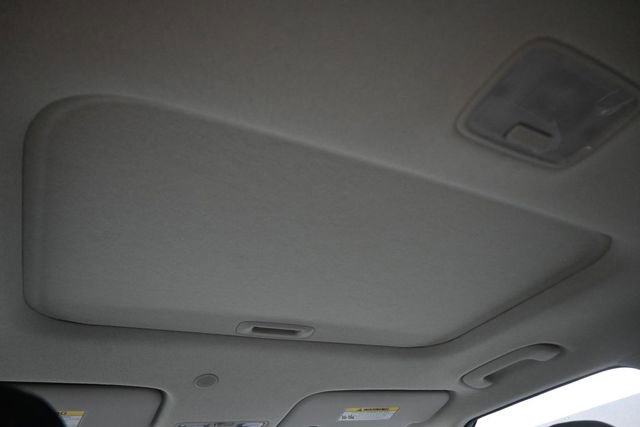New 2026 Hyundai Venue SEL FWD image 14
