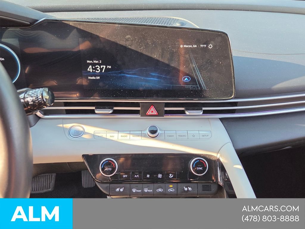 Used 2024 Hyundai Elantra Limited image 20