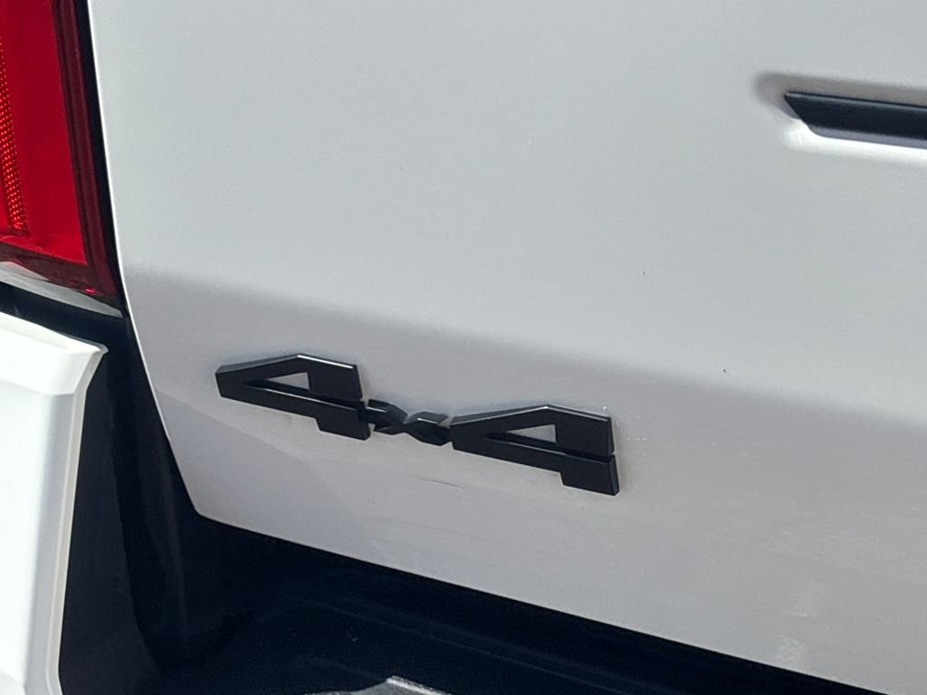 Used 2024 Toyota Tacoma TRD Off-Road image 31