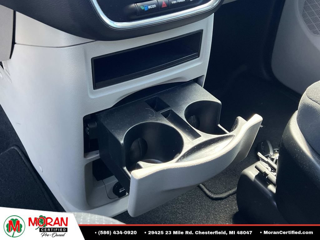 Used 2017 Dodge Grand Caravan SE w/ Power Window Group FWD image 26