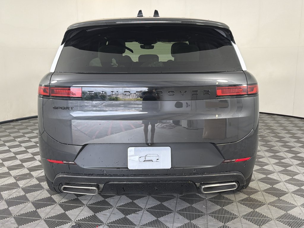 New 2027 Land Rover Range Rover Sport SE AWD/4WD image 6