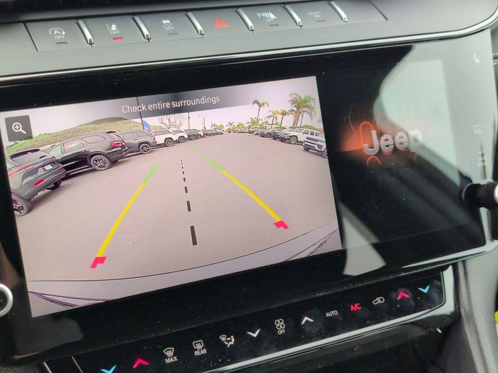 New 2026 Jeep Grand Cherokee Altitude RWD image 19