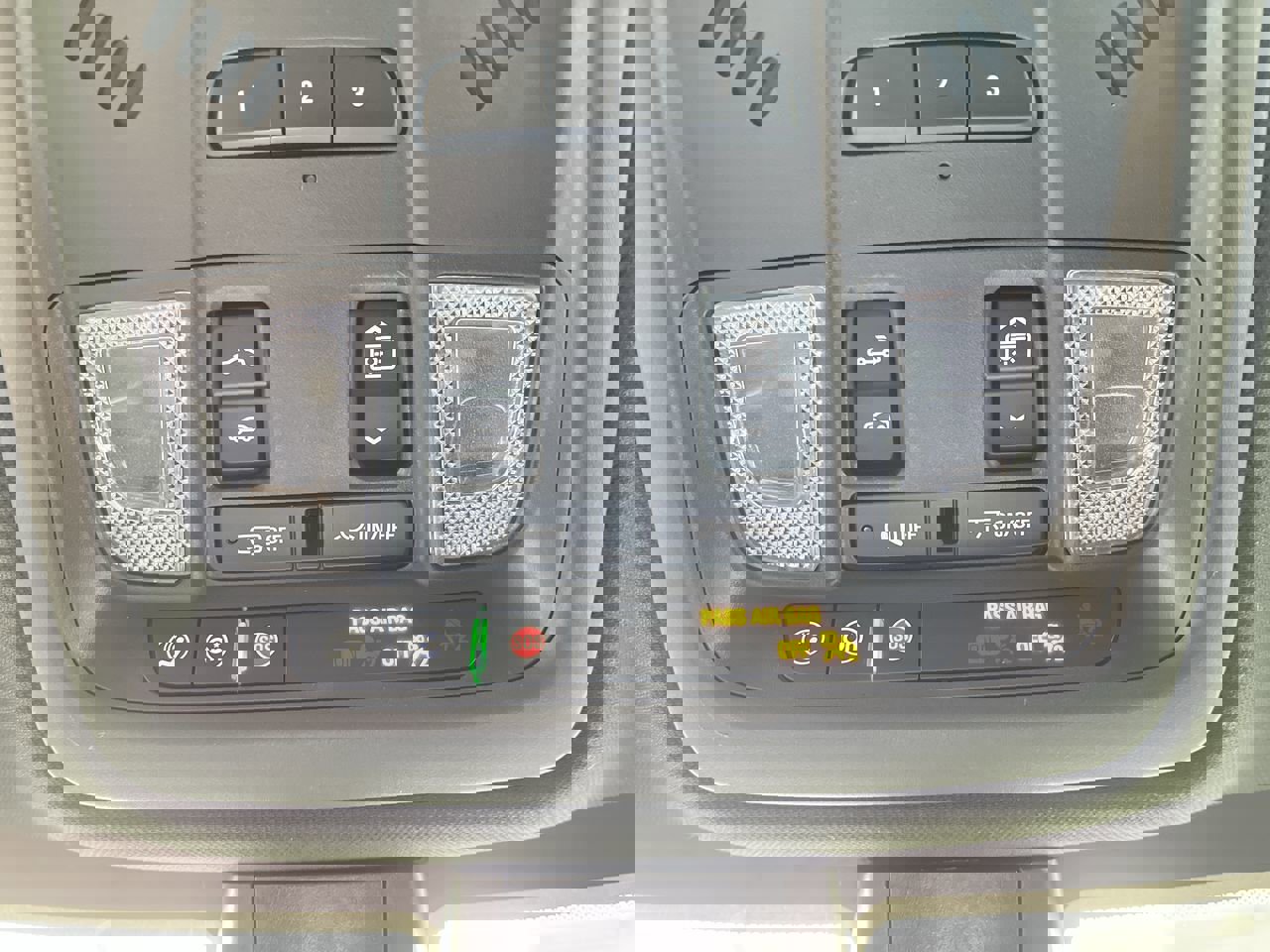 Used 2021 Cadillac XT5 Premium Luxury w/ LPO, Floor Liner Package image 33