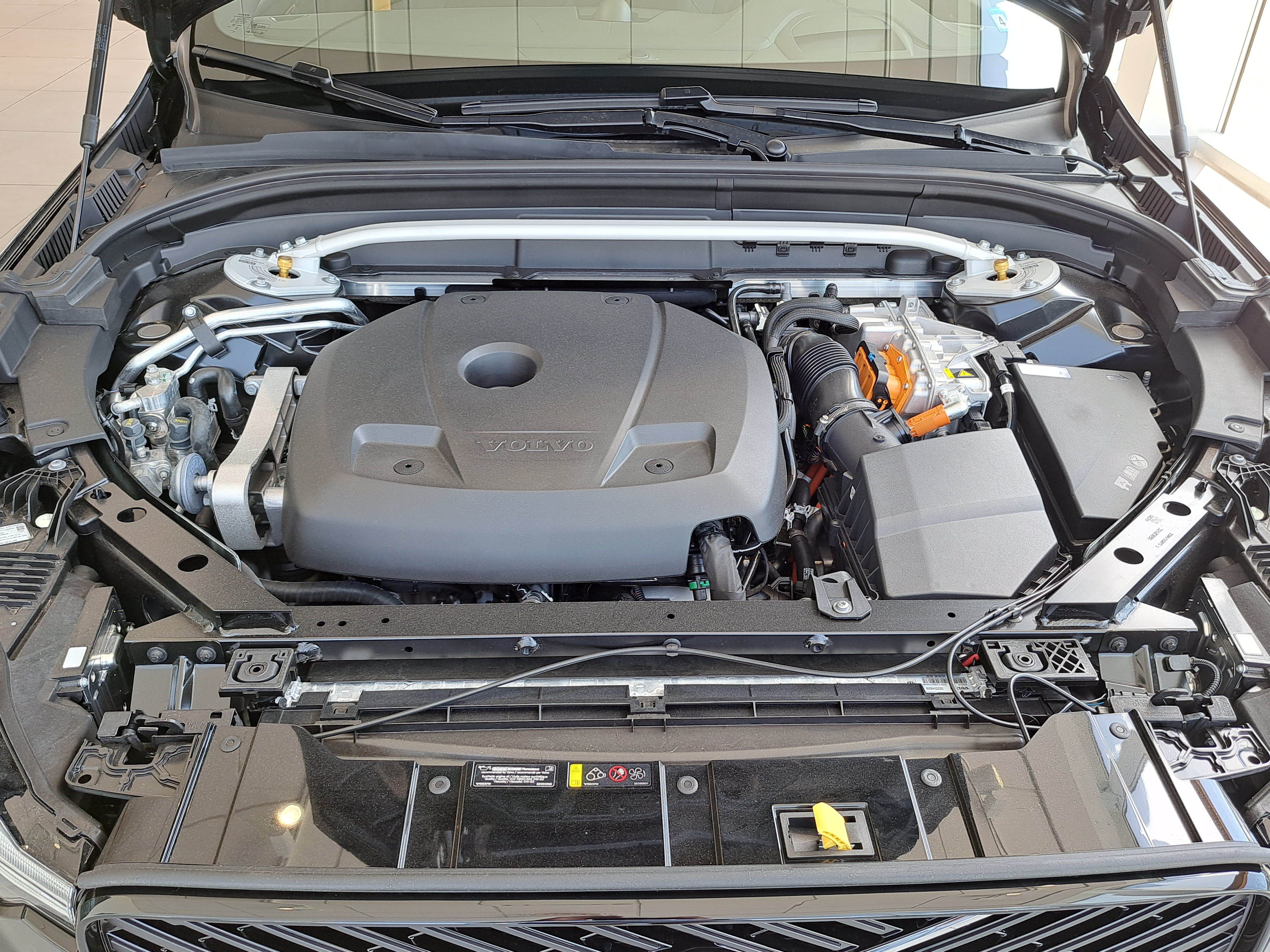 New 2026 Volvo XC60 T8 Polestar AWD/4WD image 9