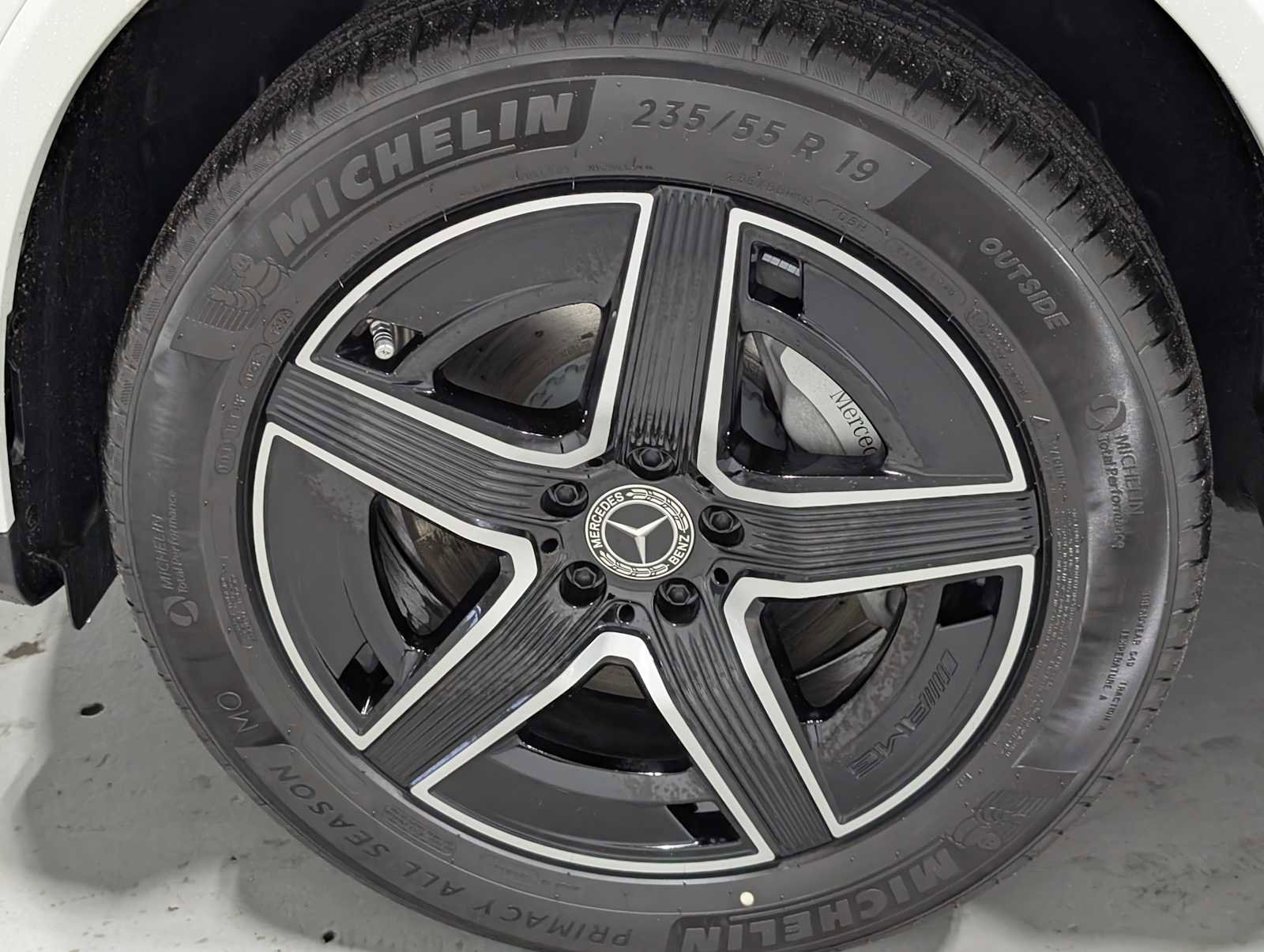 New 2026 Mercedes-Benz GLC 300 4MATIC image 3