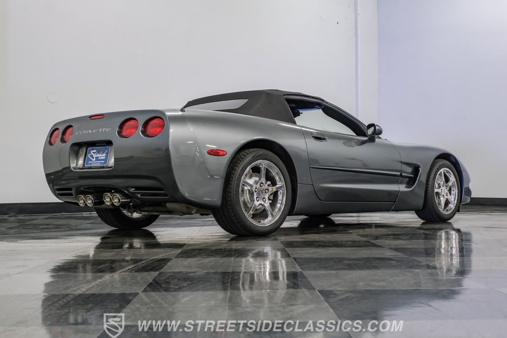 Used 2003 Chevrolet Corvette Convertible w/ Preferred Equipment Group1 RWD image 26