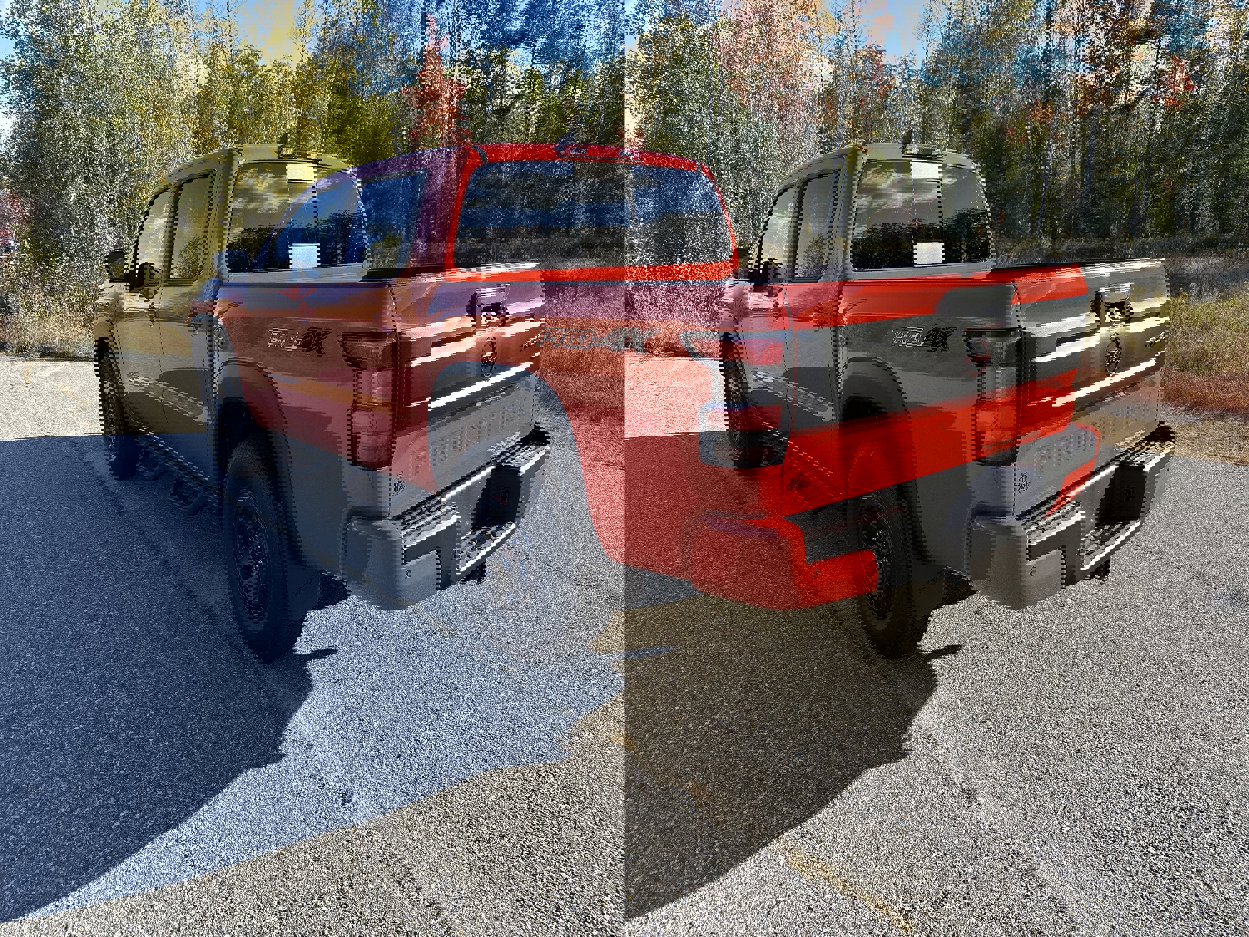 New 2026 Nissan Frontier PRO-4X w/ Pro-4x Convenience Package image 5