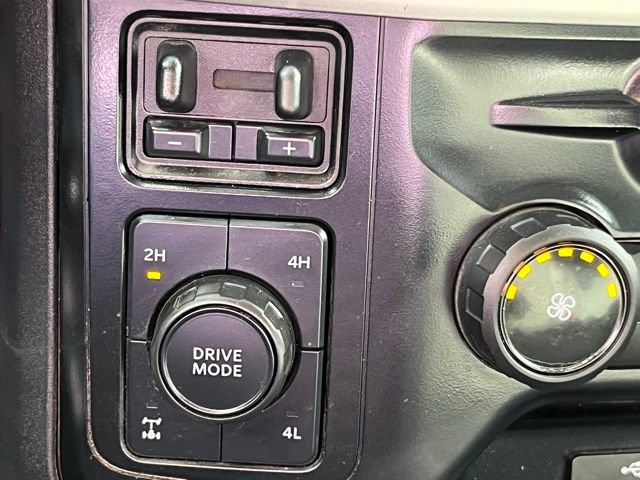 Used 2024 Ford F250 XLT w/ FX4 Off-Road Package AWD/4WD image 36
