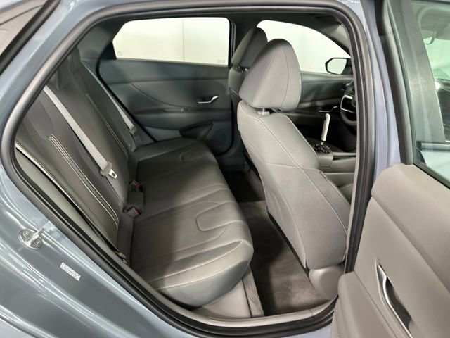 Certified 2023 Hyundai Elantra SEL w/ Convenience Package image 27
