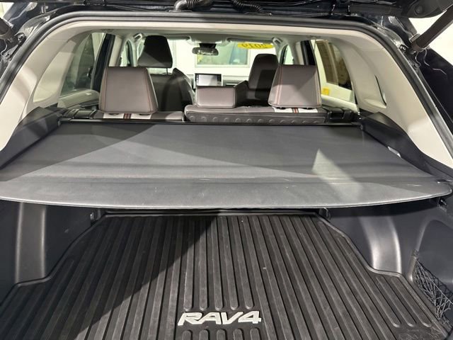 Used 2019 Toyota RAV4 Adventure AWD/4WD image 14
