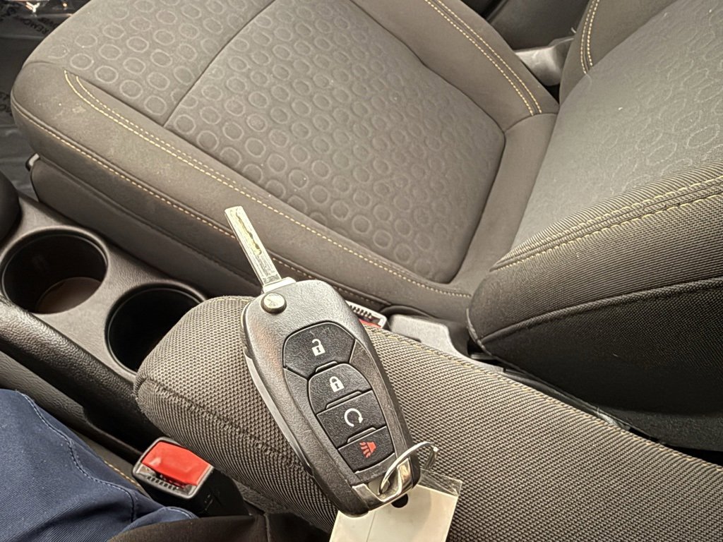 Used 2022 Chevrolet Trax LS w/ Tint and Cruise Package image 21