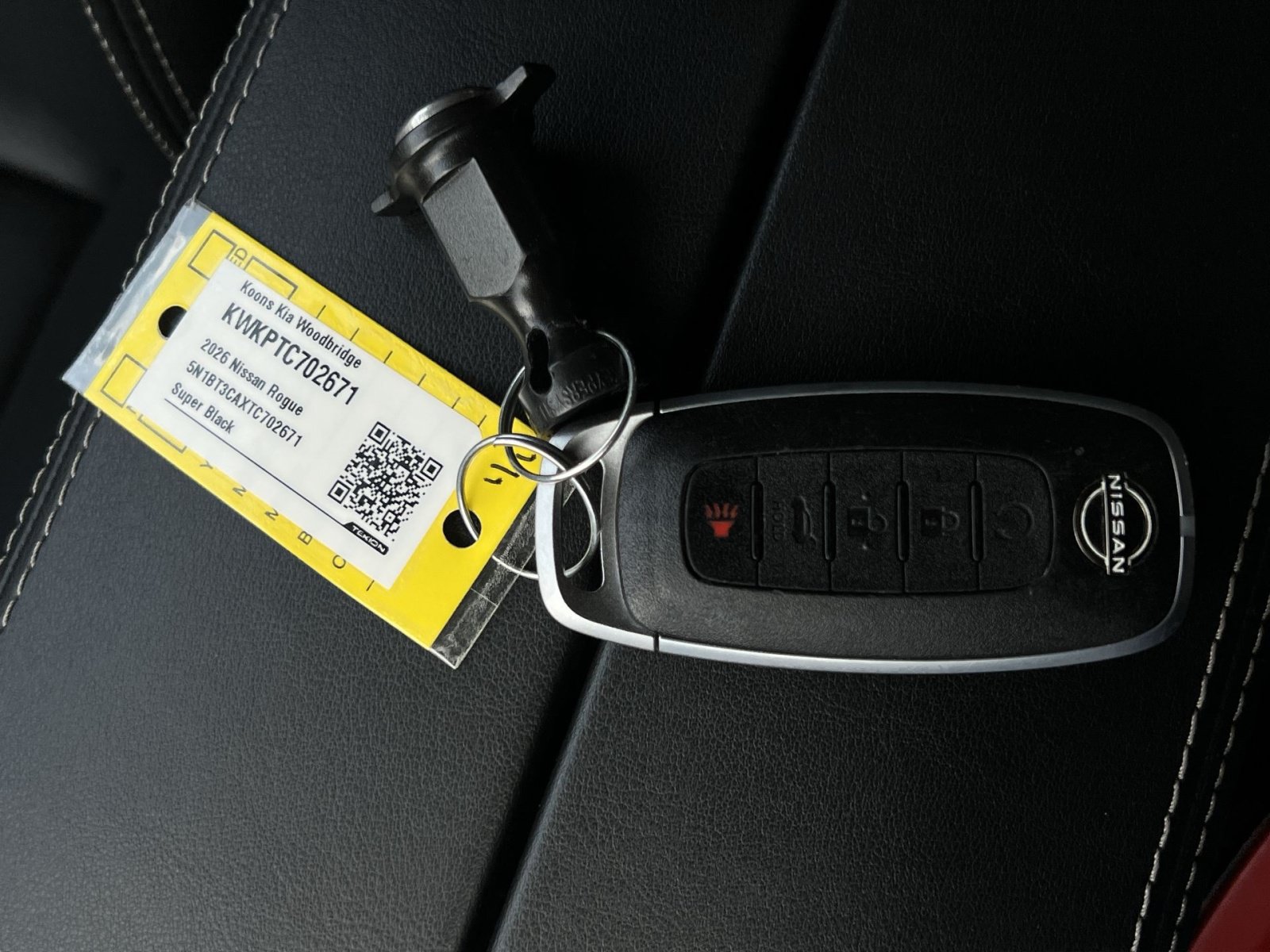 Used 2026 Nissan Rogue SL FWD image 36