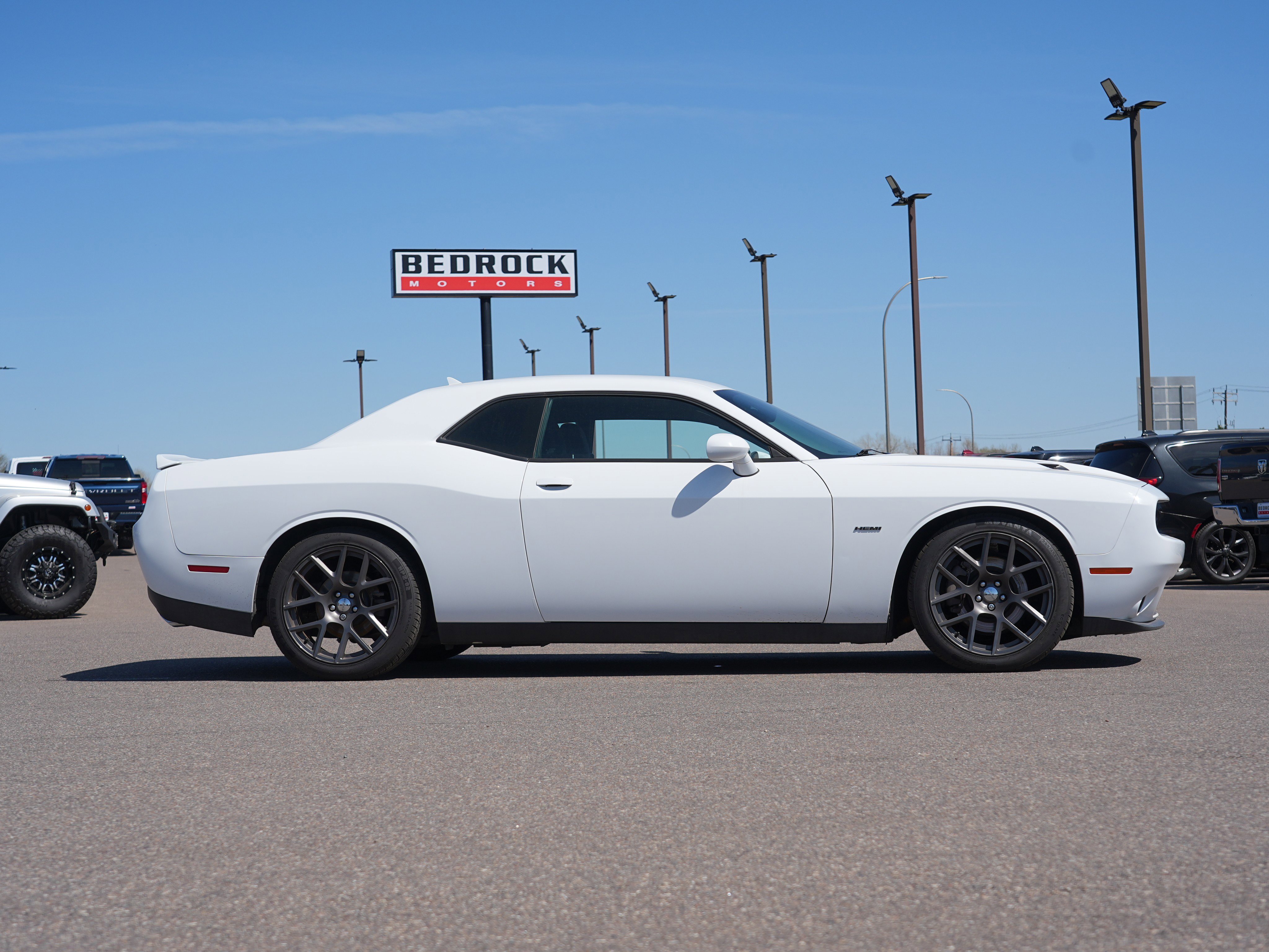 Used 2016 Dodge Challenger R/T w/ Sound Group RWD image 2