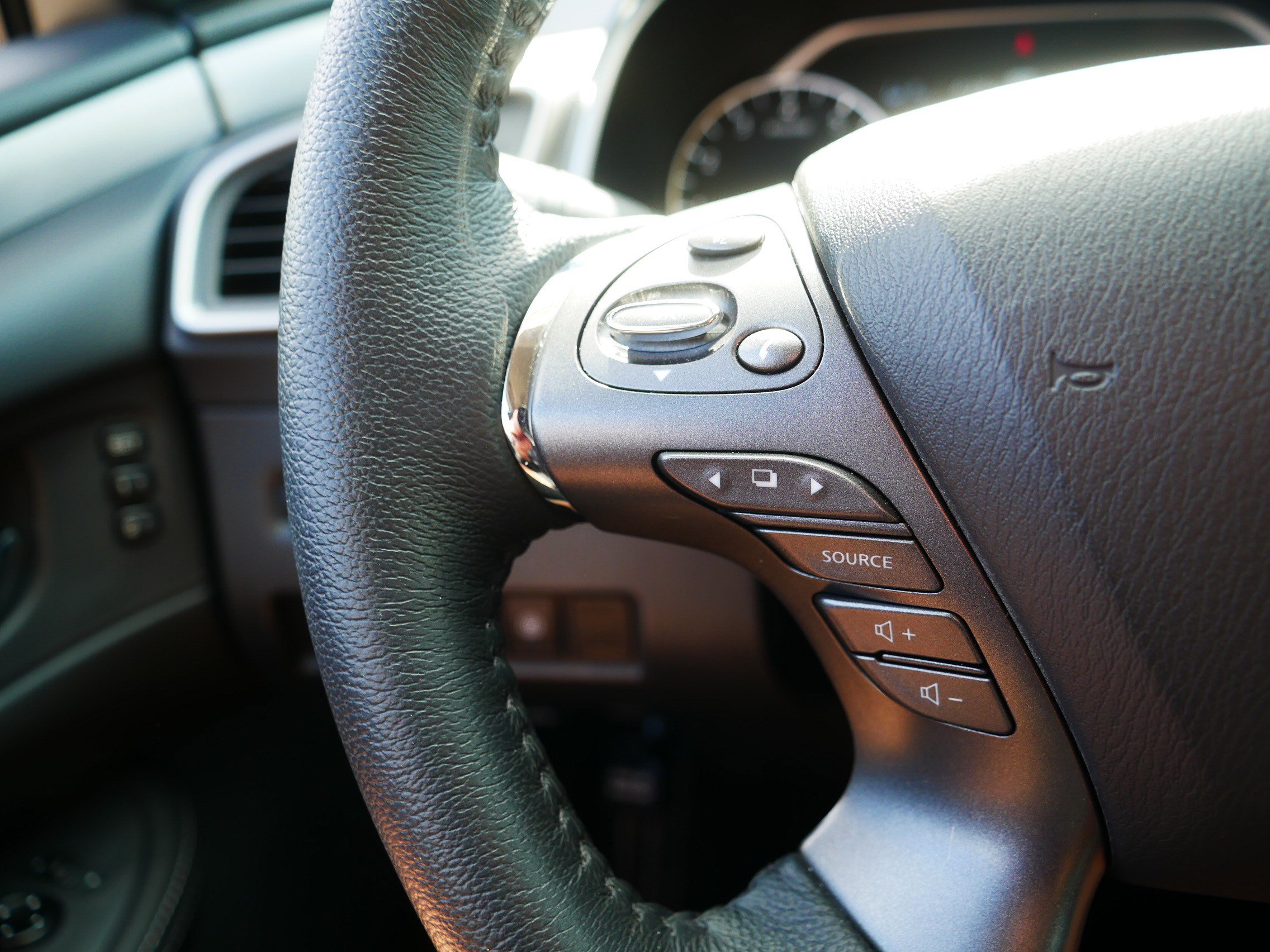Certified 2024 Nissan Murano SL AWD/4WD image 28