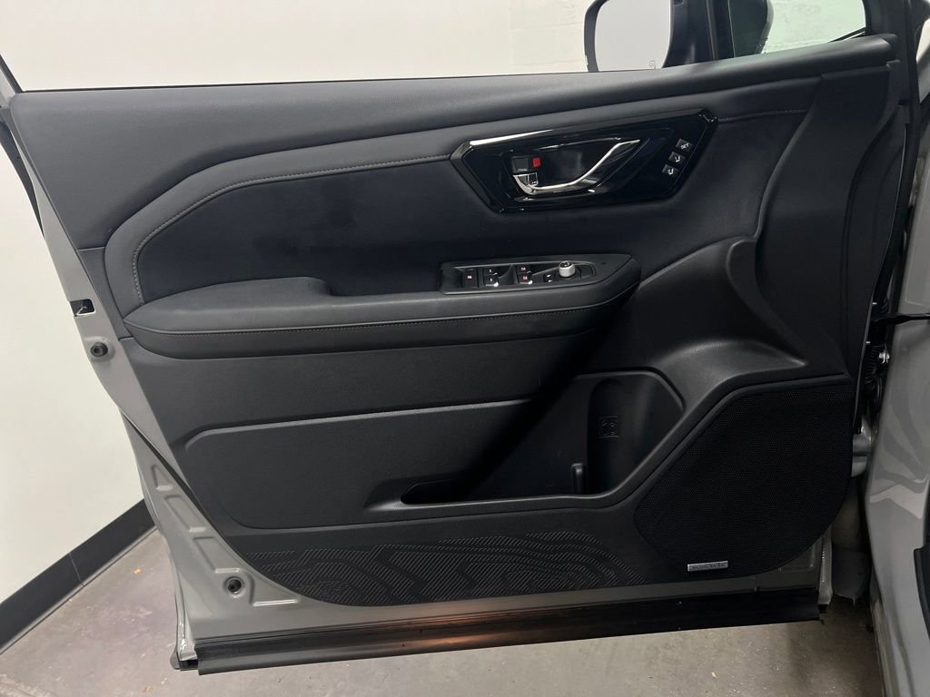 Used 2026 Subaru Forester Touring image 12