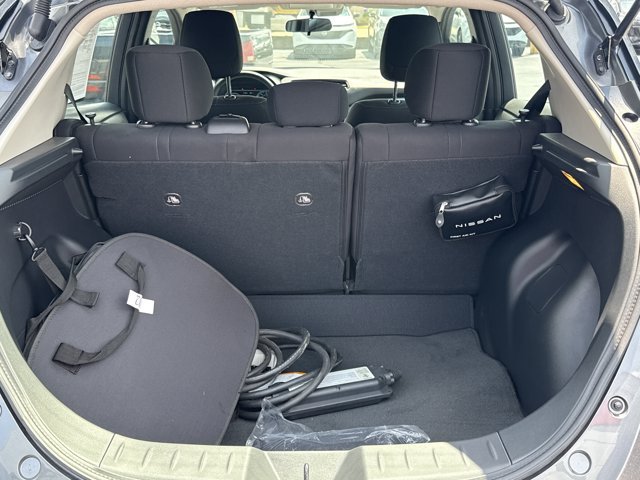 Certified 2025 Nissan Leaf S FWD image 9