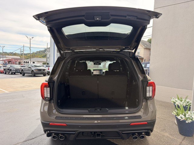 New 2027 Ford Explorer ST AWD/4WD image 8