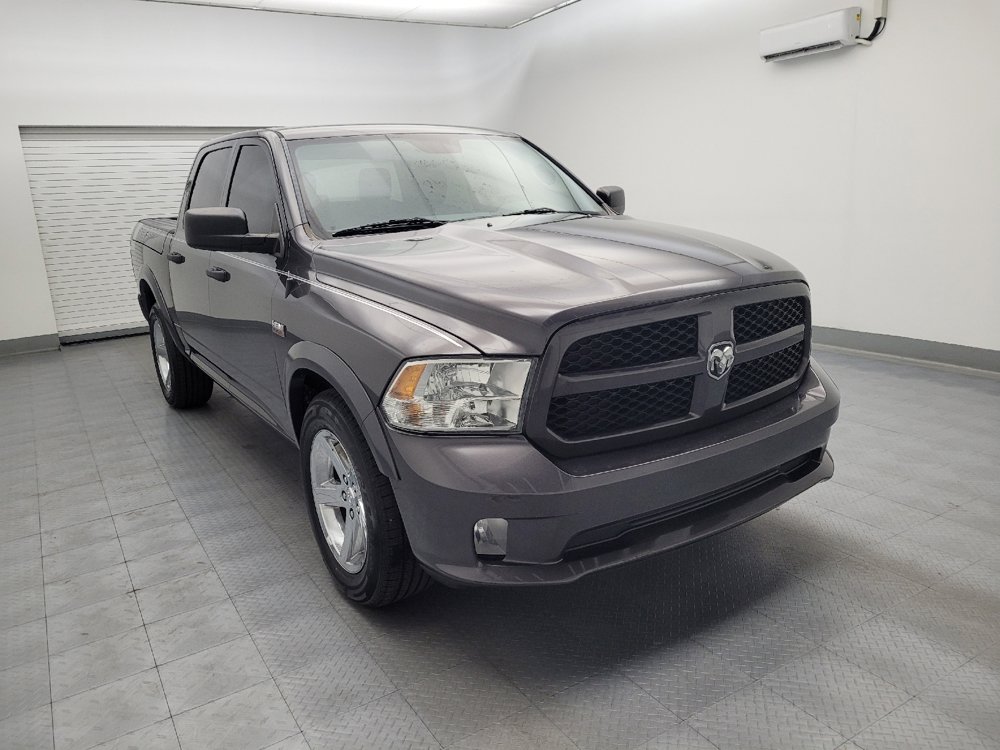 Used 2017 RAM 1500 Express RWD image 13