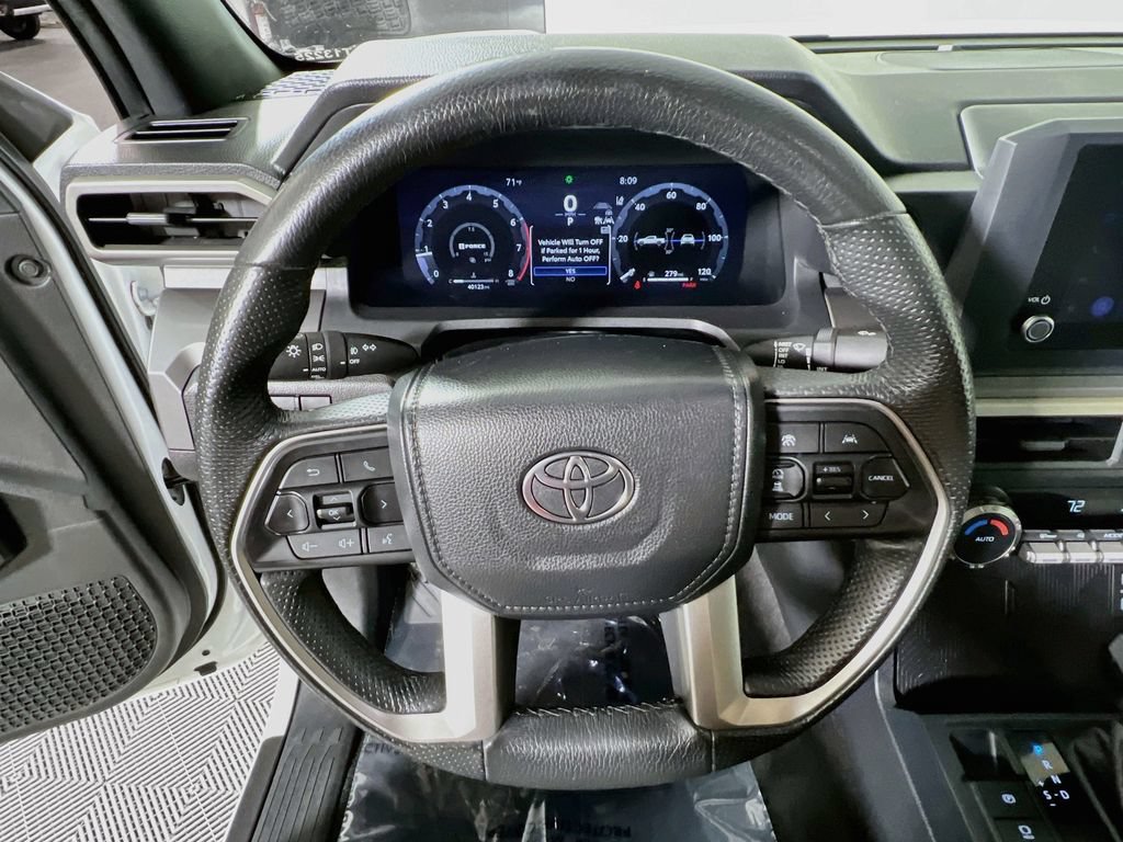 Used 2024 Toyota Tacoma TRD Off-Road AWD/4WD image 10