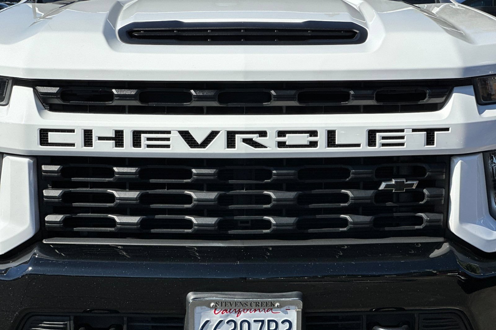 Used 2023 Chevrolet Silverado 2500 Custom w/ Gooseneck/5TH Wheel Package AWD/4WD image 39