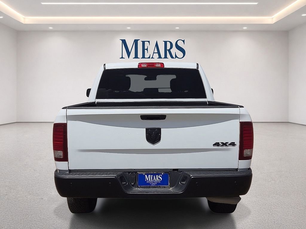 Used 2024 RAM 1500 Classic Warlock AWD/4WD image 4