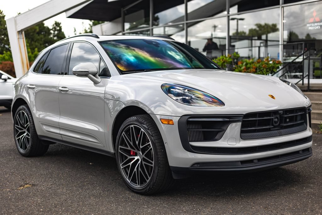 Used 2022 Porsche Macan S AWD/4WD image 6