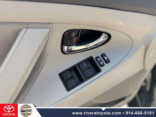 Used 2009 Toyota Camry LE FWD image 9