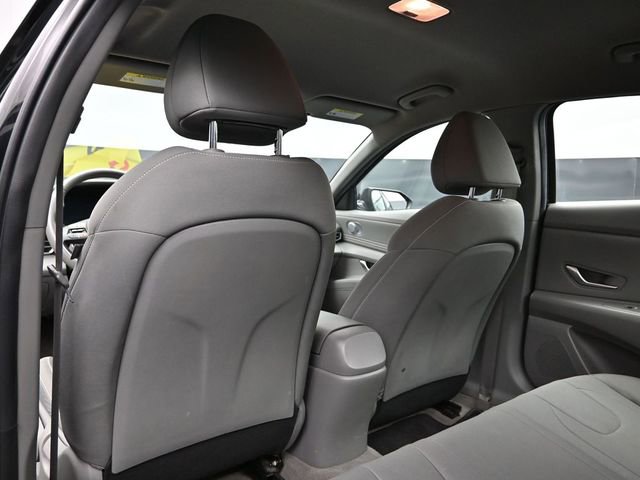 Used 2023 Hyundai Elantra SEL w/ Convenience Package FWD image 7