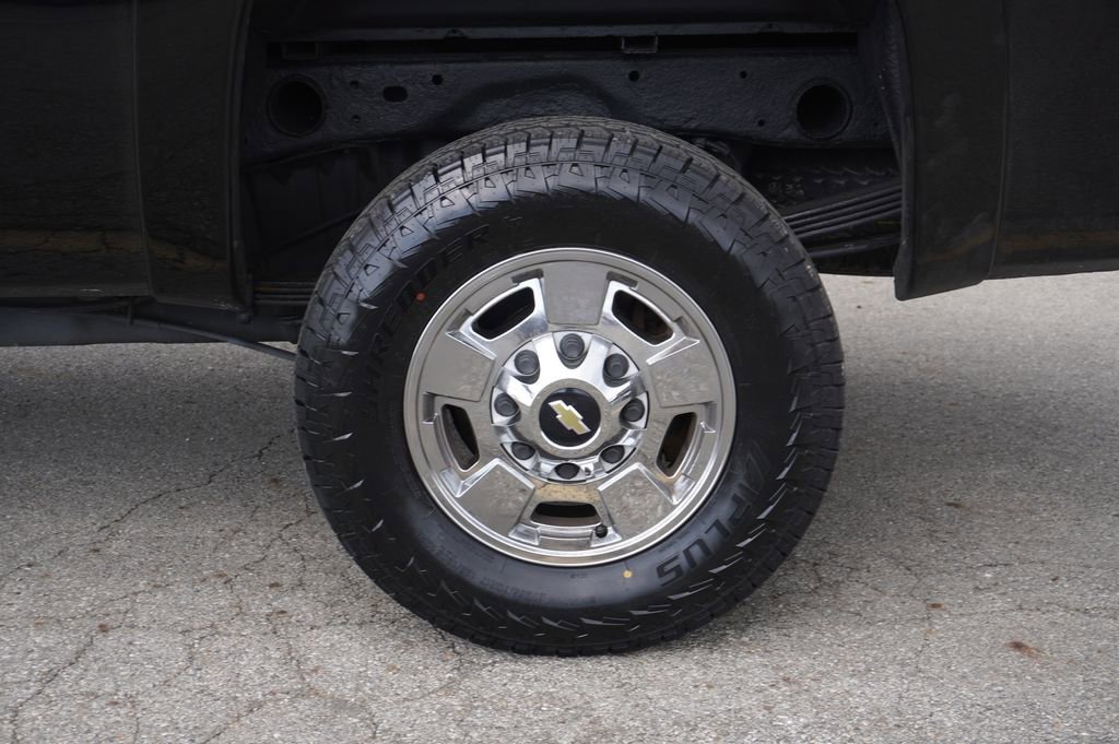 Used 2014 Chevrolet Silverado 2500 W/T w/ Snow Plow Prep Package AWD/4WD image 11