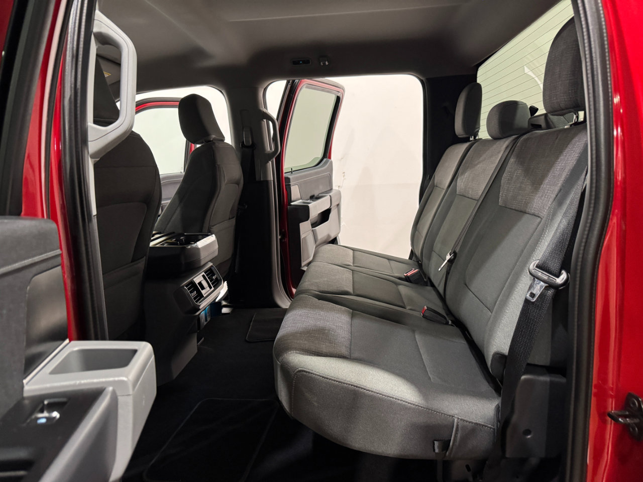 Used 2023 Ford F150 Lightning XLT image 16