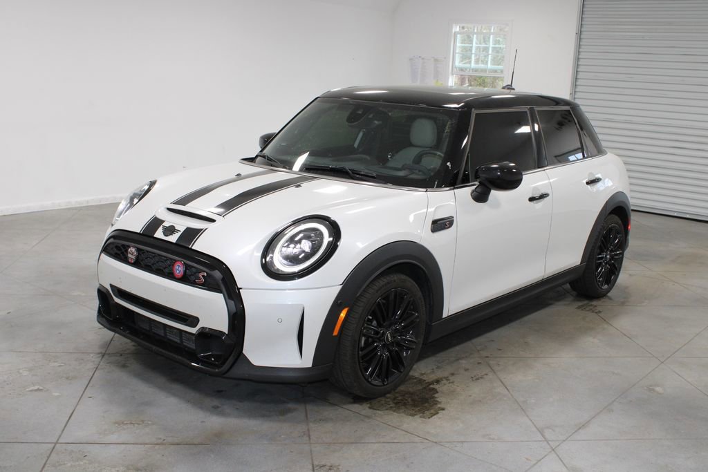 Used 2024 MINI Cooper S image 4