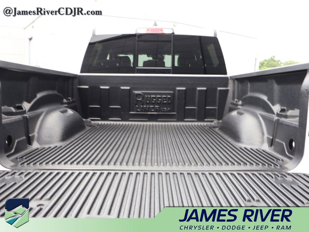 Used 2026 RAM 1500 Laramie AWD/4WD image 14