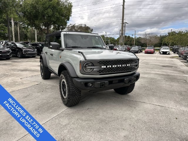Used 2023 Ford Bronco Badlands AWD/4WD image 17