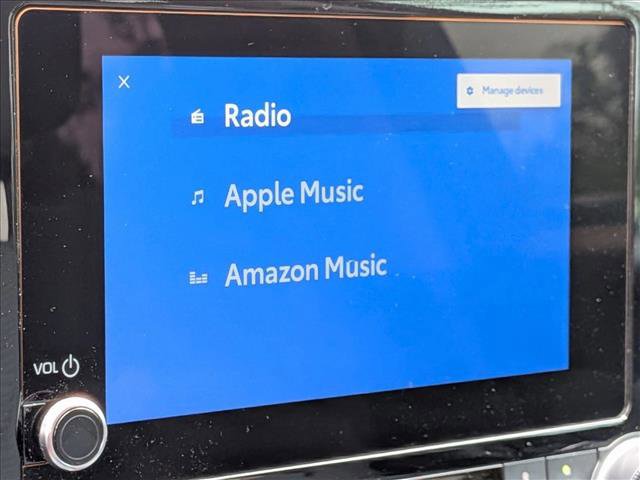 Used 2023 Toyota Highlander LE image 8