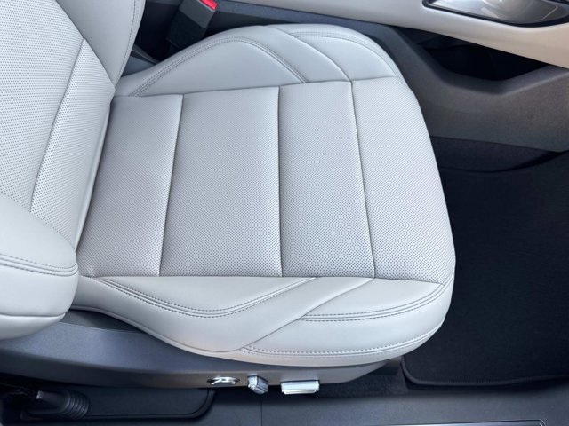 New 2025 Lincoln Nautilus Premier w/ Equipment Group 102A image 18