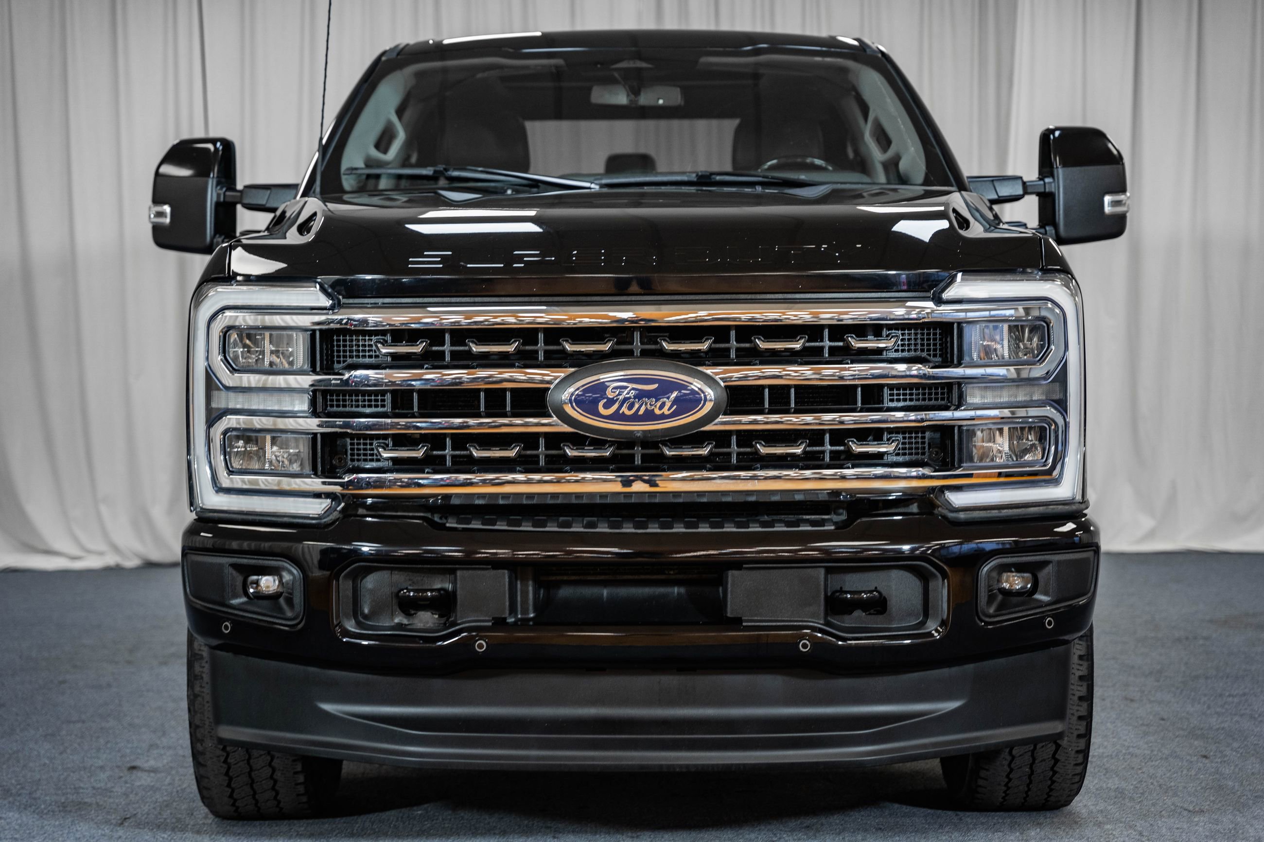 Used 2023 Ford F350 Lariat w/ Lariat Ultimate Package image 2