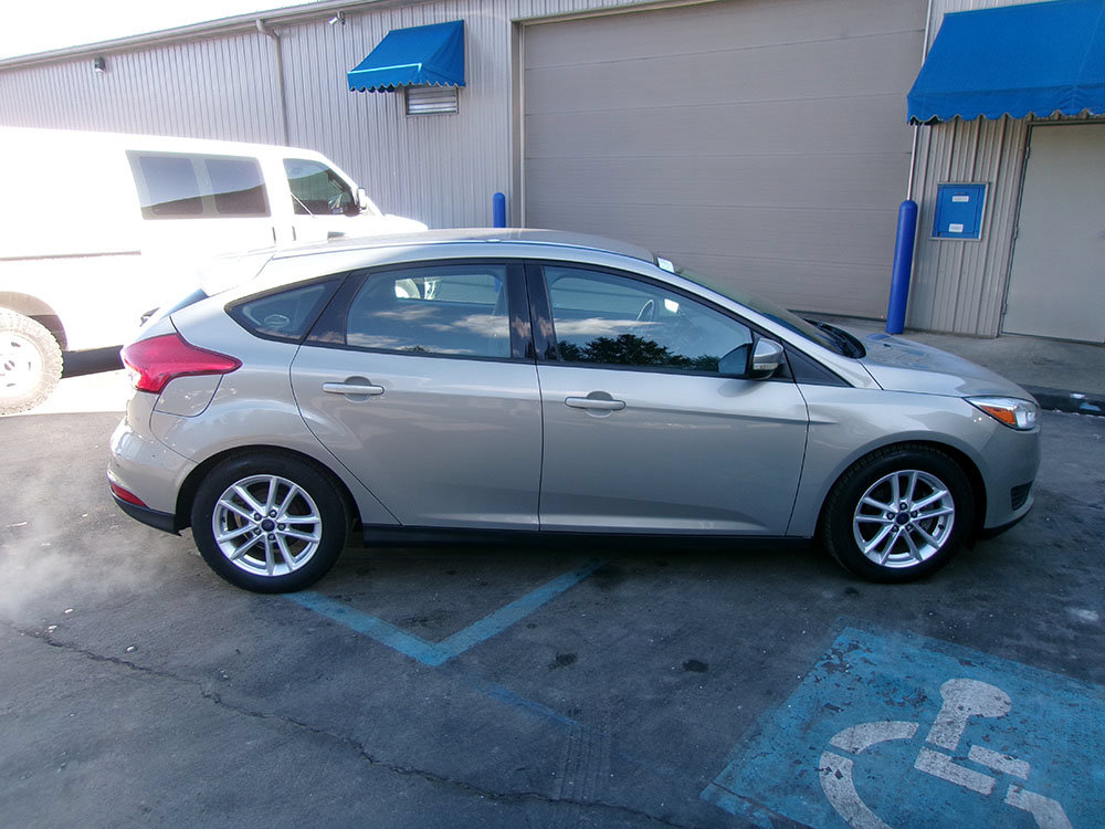 Used 2016 Ford Focus SE FWD image 6